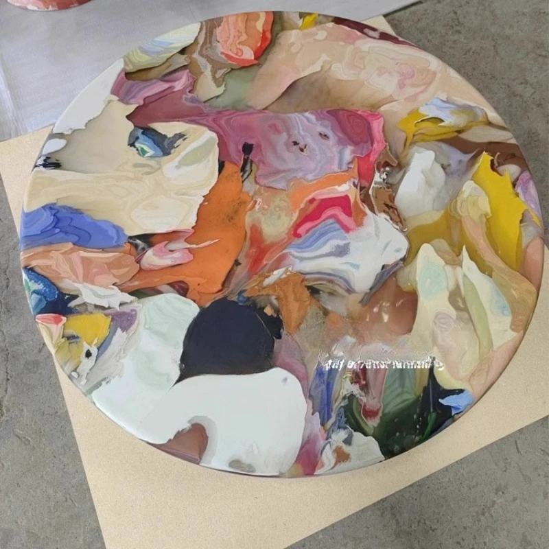 

Art table