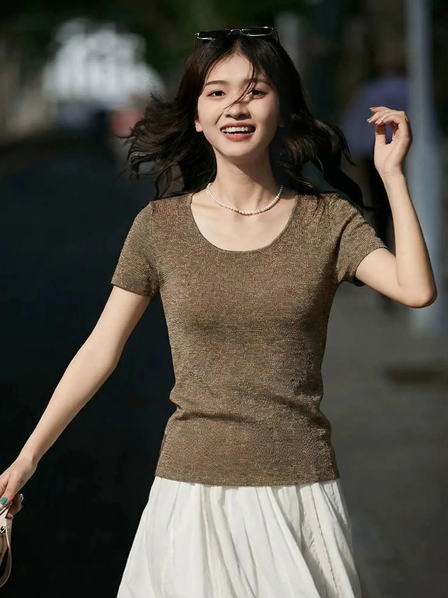 

Chivirin Women's Slim Fit round Neck Knitted T-Shirt Luxury Style Quick Dry Breathable Summer Casual Top Polyester Fiber