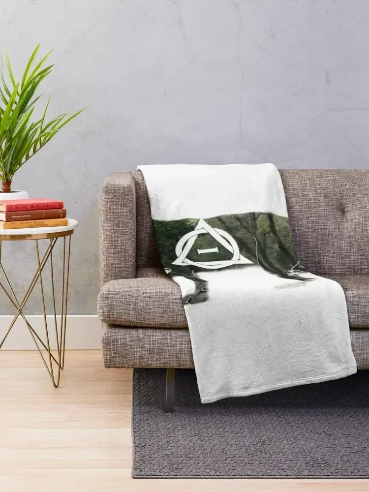 Otherkin - Wolf Therian Throw Blanket Decorative Sofas For Baby Blankets