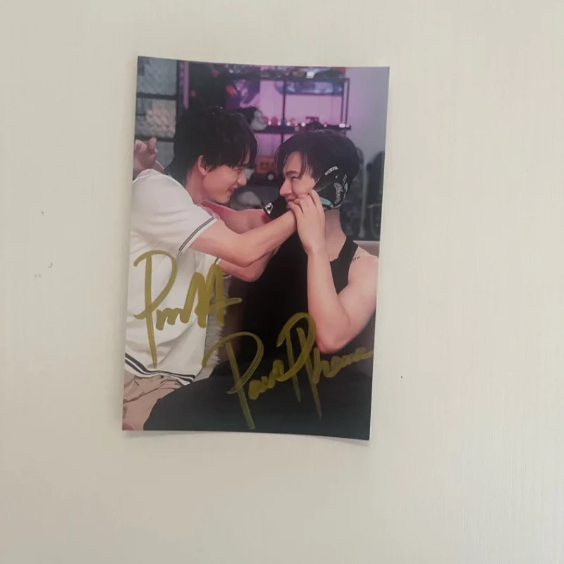 Poohpavel Magazine Cover Poster Autographed Photos Thai TV Pit