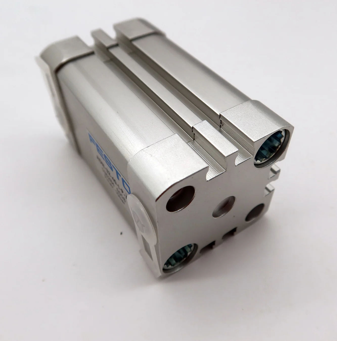 

New and Original FESTO ADN-32-40-I-P-A 536284 Compact Cylinder