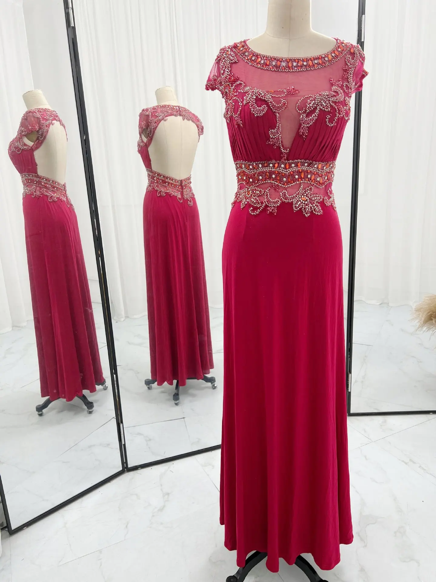 Red Wedding Banquet Short -Sleeved Revealing Waist Beaded Chiffon Evening Dress Skirt M1405