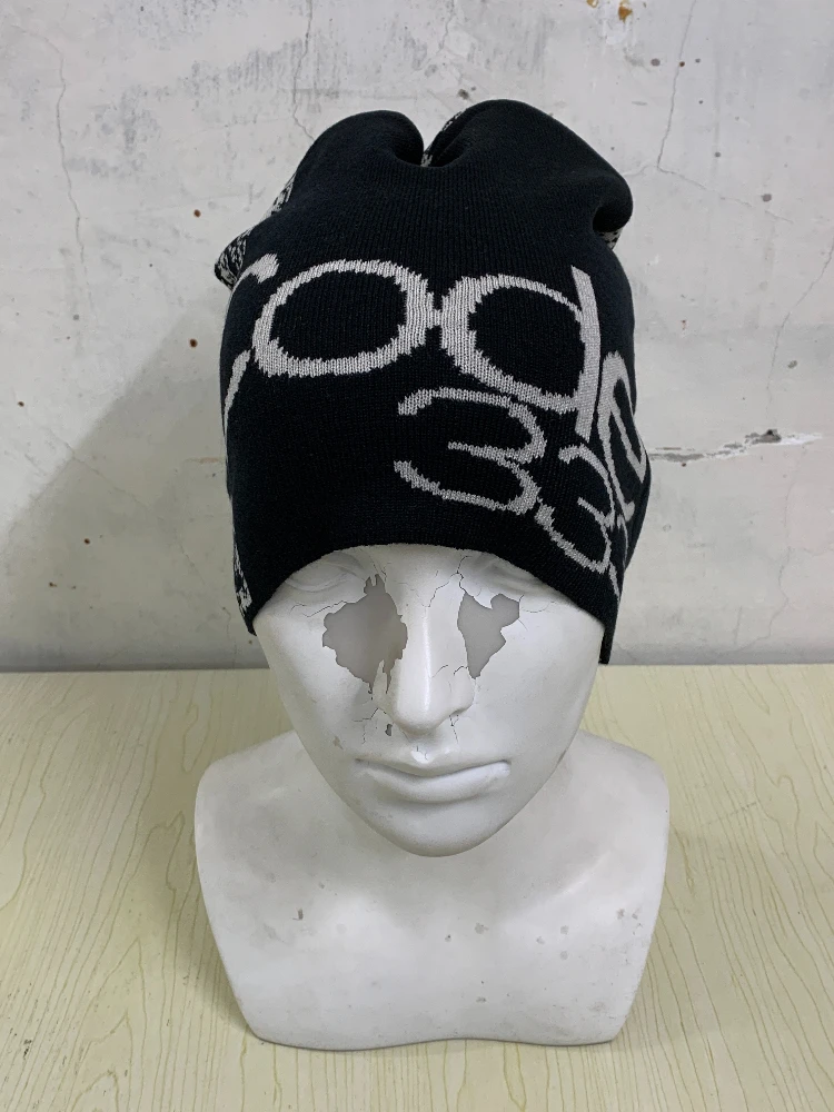 

2026 New Trendy Jacquard Hat for Autumn and Winter, Warm and Warm Knitted Hat, Cold Hat, Popular for Men and Women