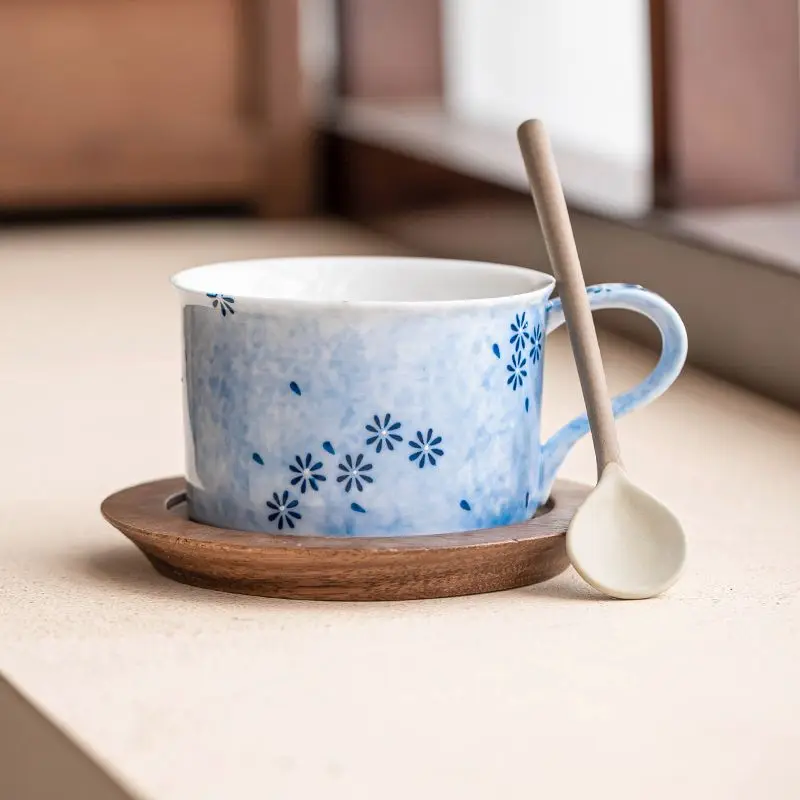 

Blue Daisy Ceramic Coffee Cup, High-End And Exquisite Mixing Cup, High-Value Mug, Coffee Specific Cup, Tea Cup