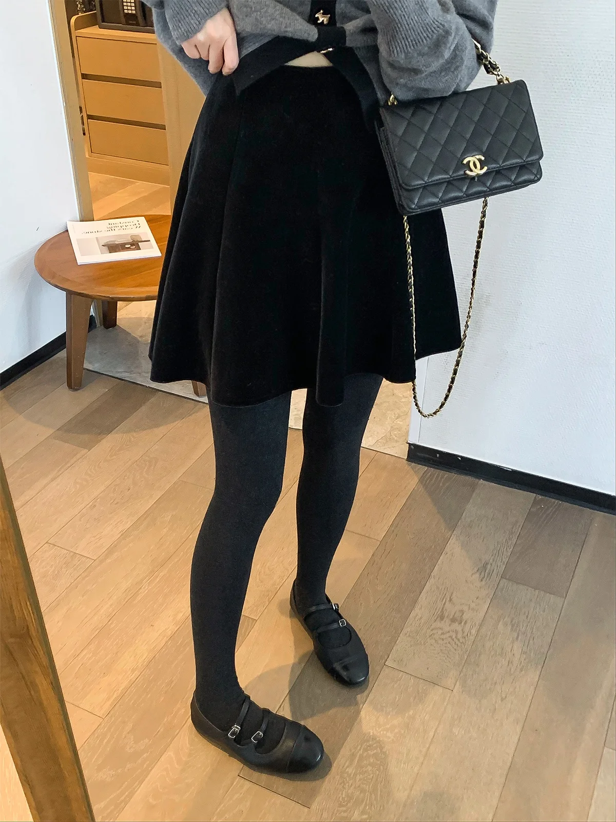 

Черная бархатная юбка А-силуэта женская, для офиса, с высокой талией, весна 2026, новая модель, Love Devil Fish, средней длины