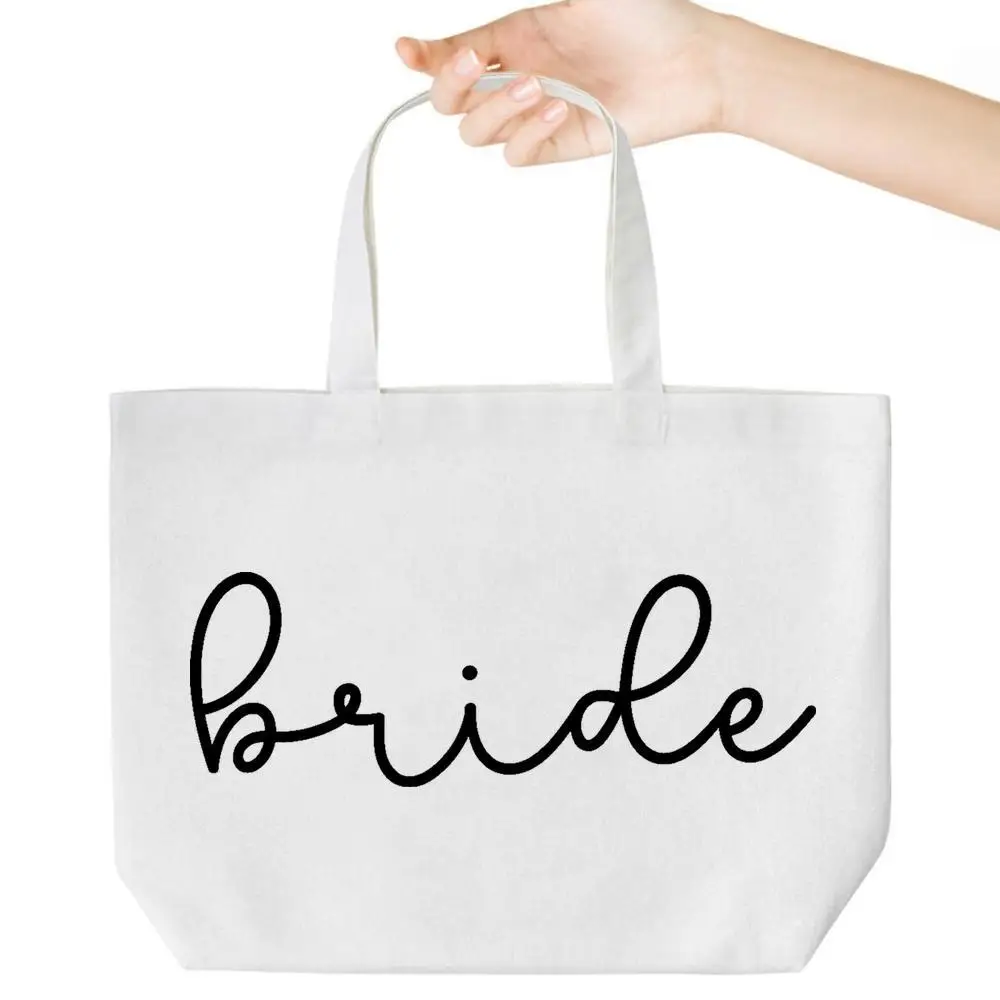 

Большая сумка для невесты. Идеально подходит для свадебного душа, свадьбы, путешествий и повседневного использования.