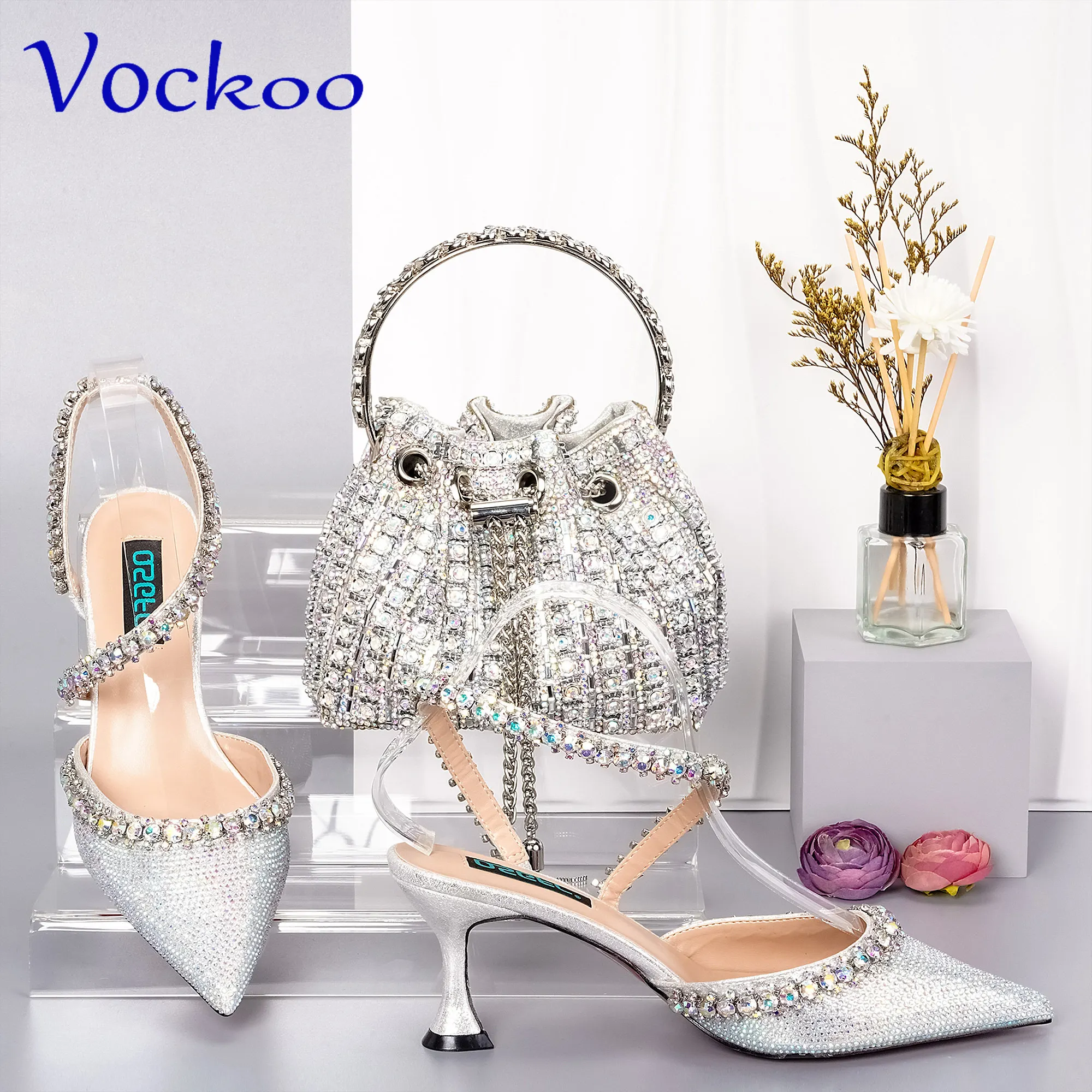 

New Special Design 2023 Silver Color Italian Women Shoes and Bag Set Pointed Toe Pumps for Wedding Party