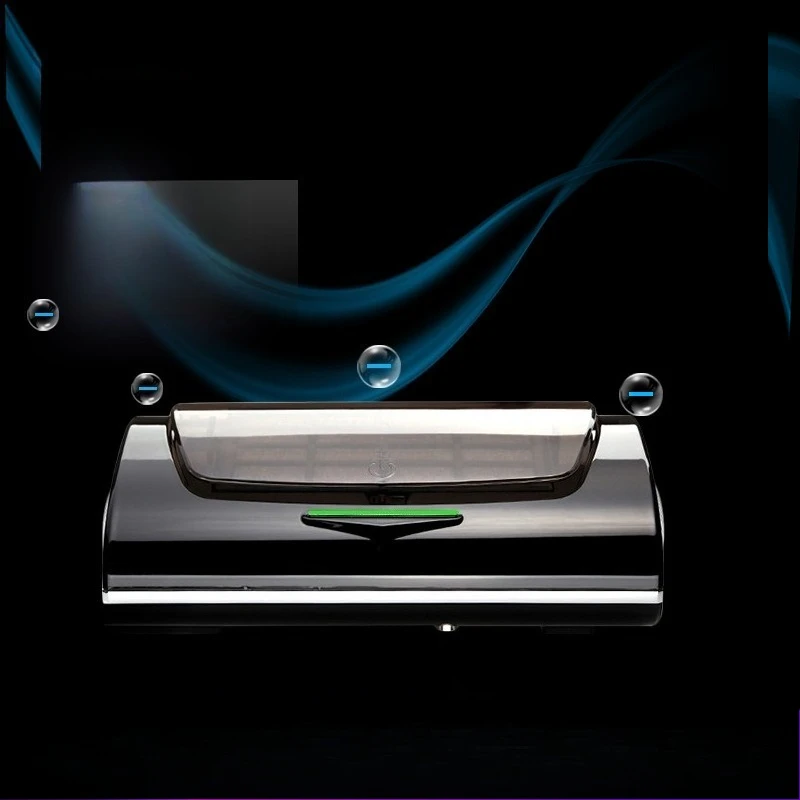 

The Car Air Purifier Removes Formaldehyde, Removes Smoke Odor and Sterilizes It