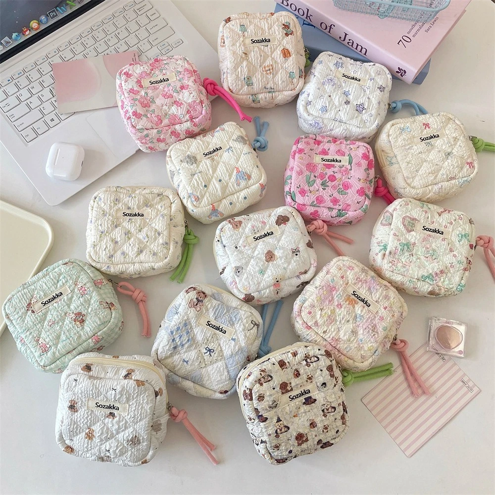Mini Cute Square Cosmetic Bag Women Portable Earphones Lipstick Sanitary Napkins Storage Pouch Small Makeup Zipper Bags