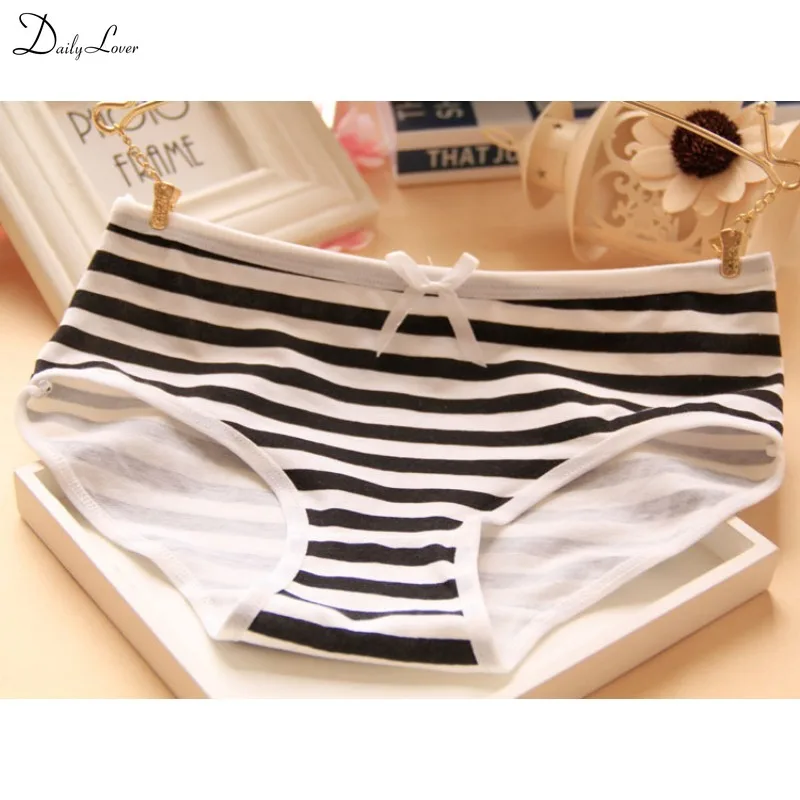 Soft Cotton Stripes Panties Bowknot Cute Underwear Women Lolita Pink Briefs Candy Color Breathable Underpants Female Gifts New