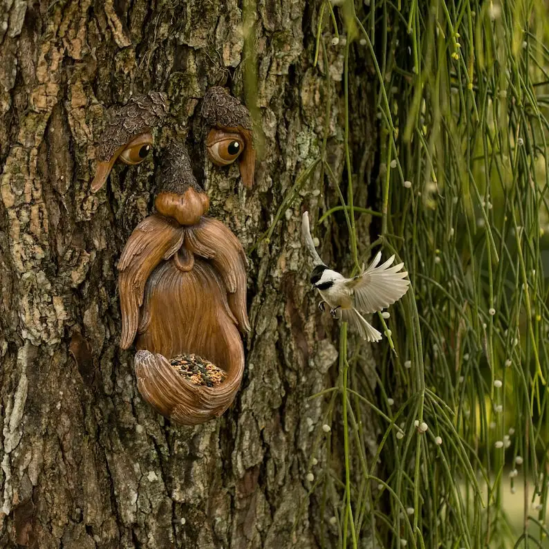 

Садовый декор Tree Face - Кормушка для птиц, обнимающая дерево - Искусство двора - Волшебное лицо дерева
