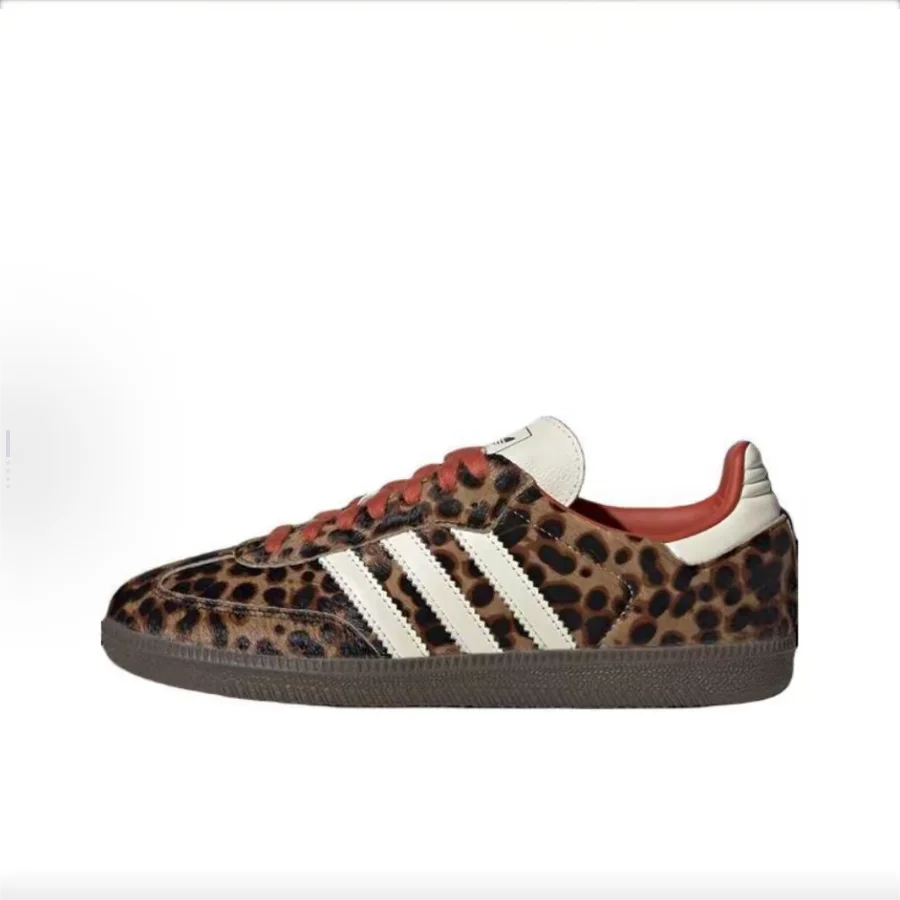 حذاء adidas Originals SAMBA OG مريح ومتين ومنخفض الارتفاع كاجوال على طراز الحياة للنساء باللون البني JI2734