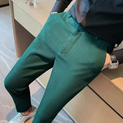 Pantalones informales de negocios para hombre, pantalones recortados, patrón de gofres, nueva tendencia, primavera y verano, verde oscuro, blanco, 28-38