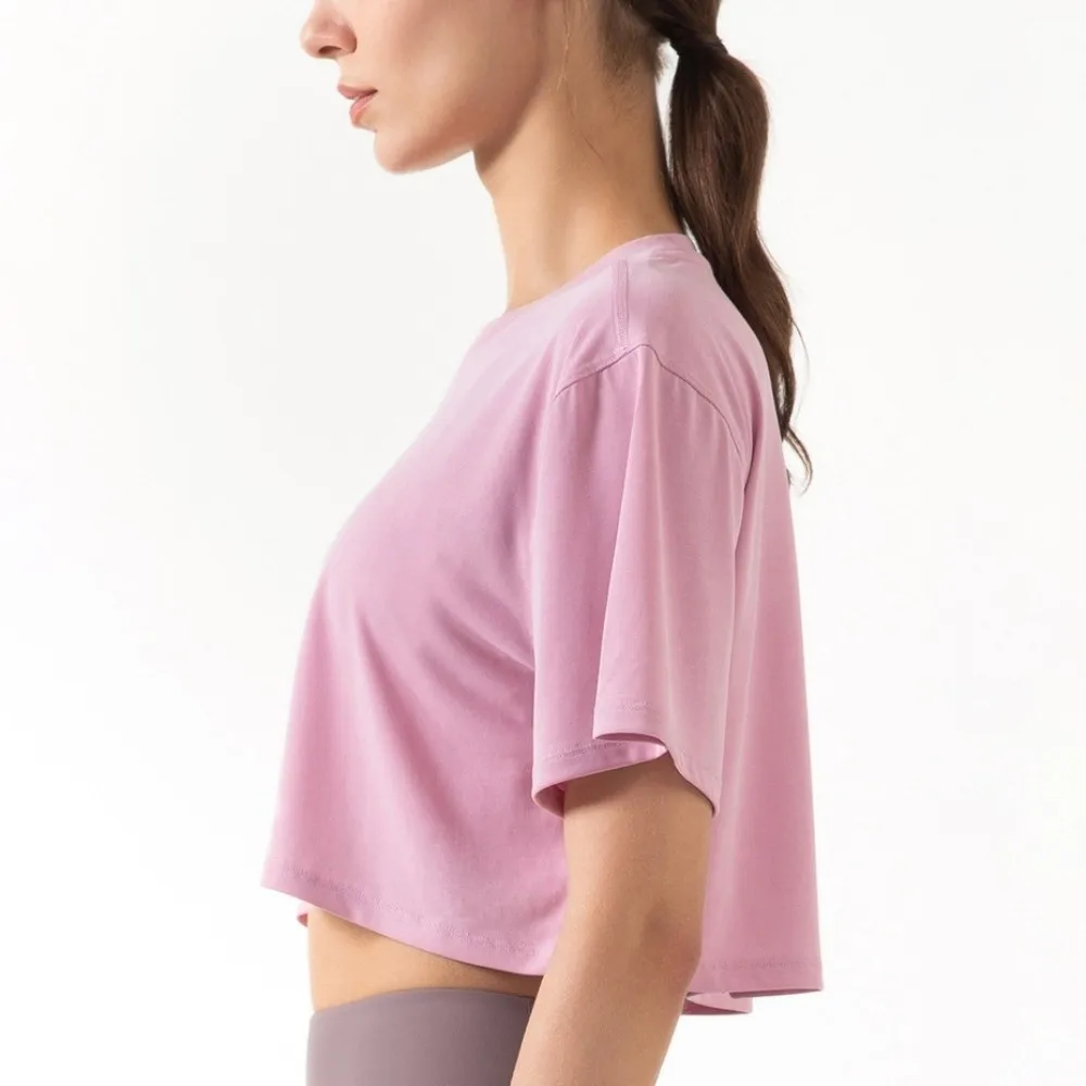 

Loose Fit Yoga Sports Tops T-shirts Breathable Exercise Crop Top Short-Sleeved Comfortable Fitness Clothes Sports Activities