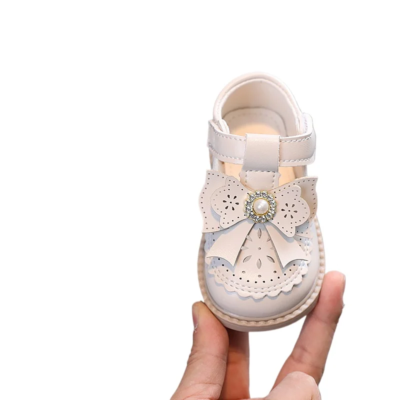 

Child Summer Sandals2026 New Korean Version Girls Princess Soft Soled Shoes Fashion Girl Anti Slip Loafers Child Walking Sandals