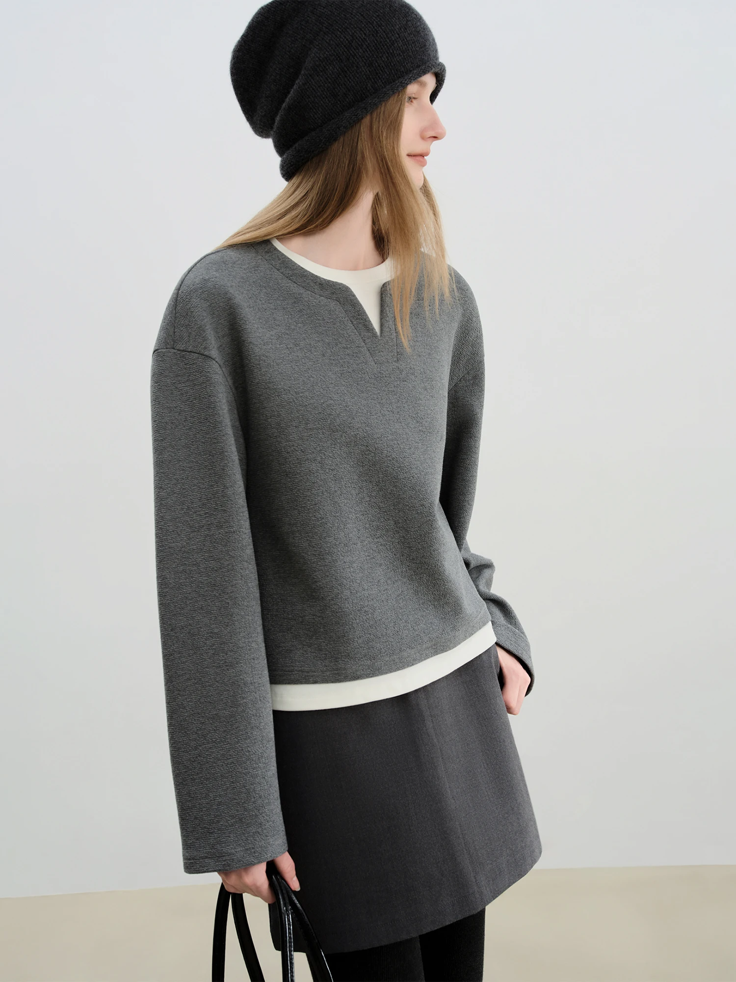 ZIQIAO Women's Petite Casual Faux Patchwork Layered Hooded Sweater 2025 Autumn Winter New Arrival Oversized Fit Grey Hoodies
