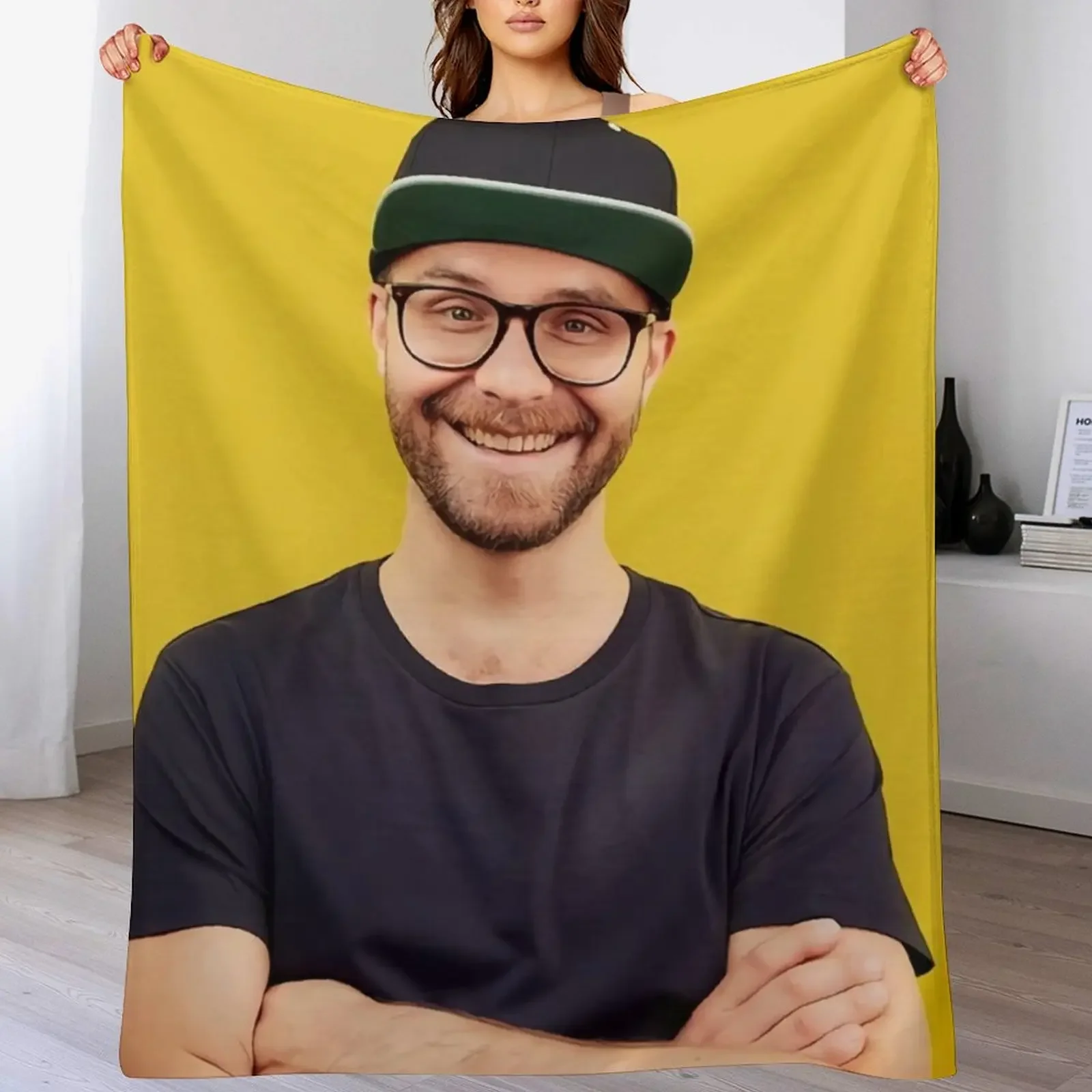 Mark Forster Style Throw Blanket Faux Fur Soft Warm Blanket for Bed