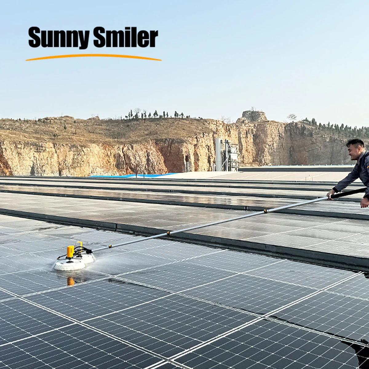 China Cleaning Robot For Solar Panel Solar Panel Cleaning Brush PV Cleaning Machine Sunnysmiler Best Supplier