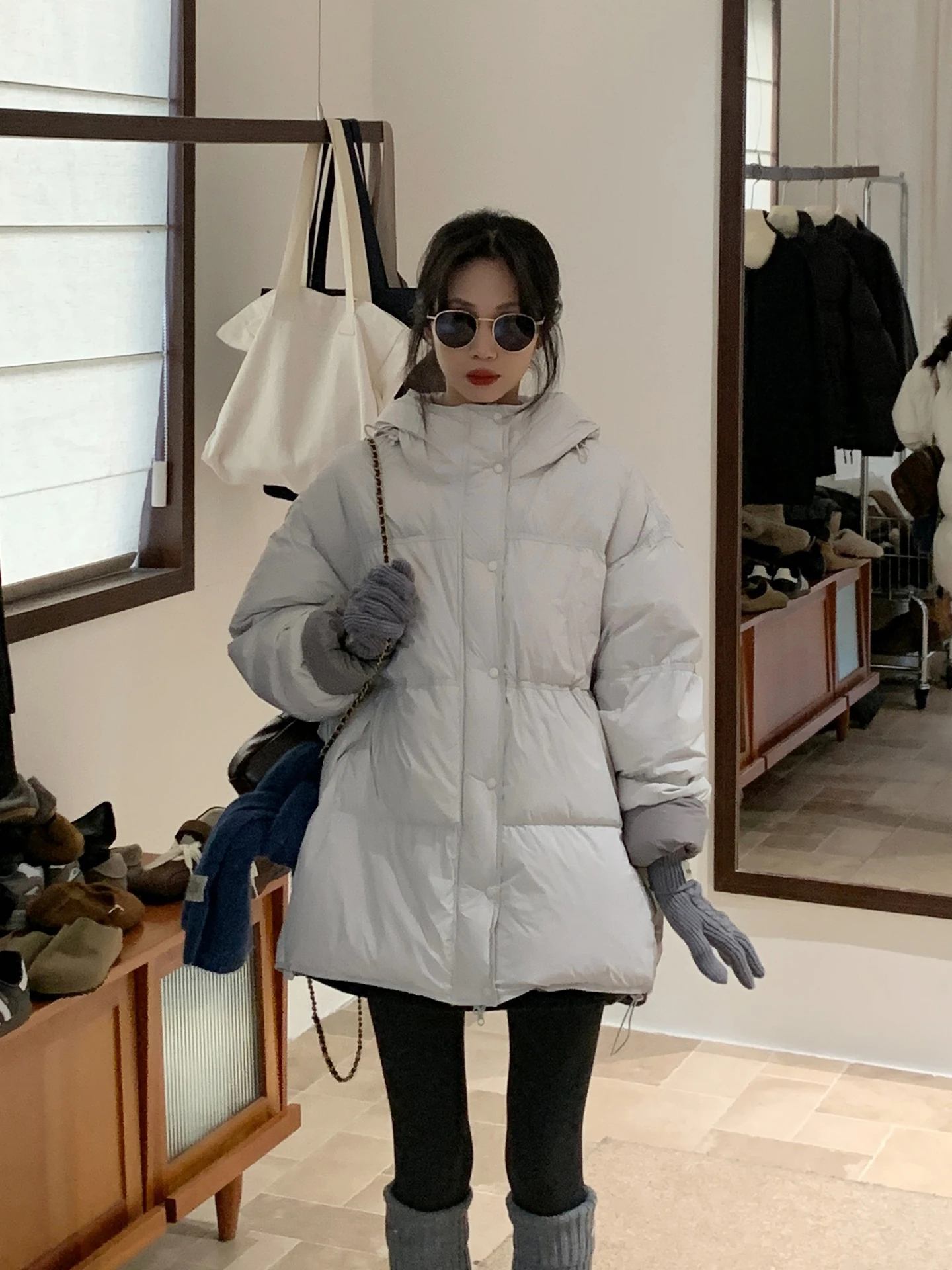 

Корейская женская повседневная куртка с капюшоном и контрастными вставками, 90% белый пух, зимняя новинка, модный хит
