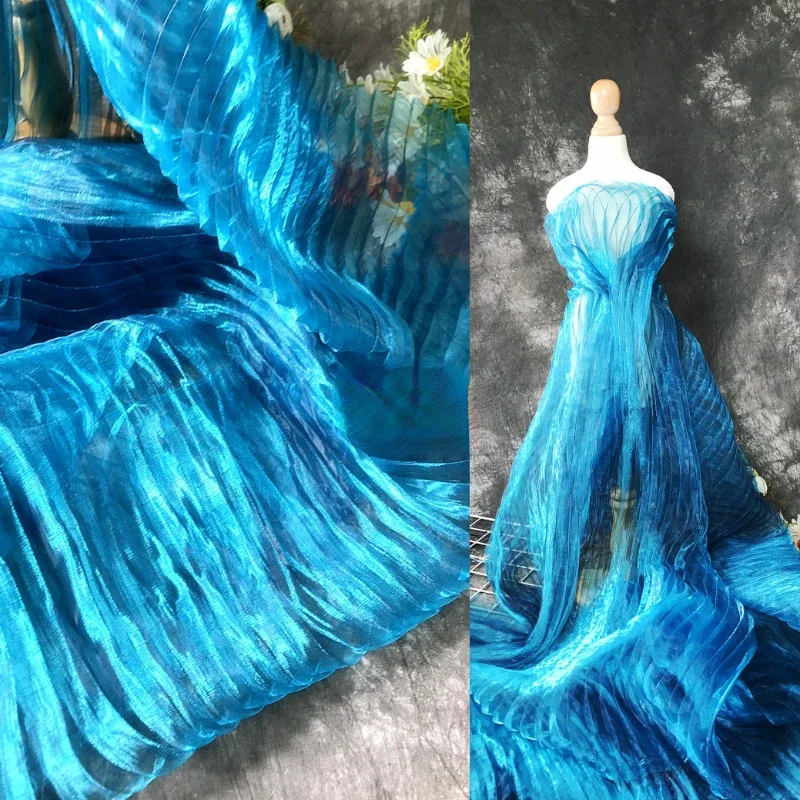 

Gradient Pleated Fabric Phantom Laser for Fashion Designers Wholesale Cloth Apparel for Sewing Diy Material