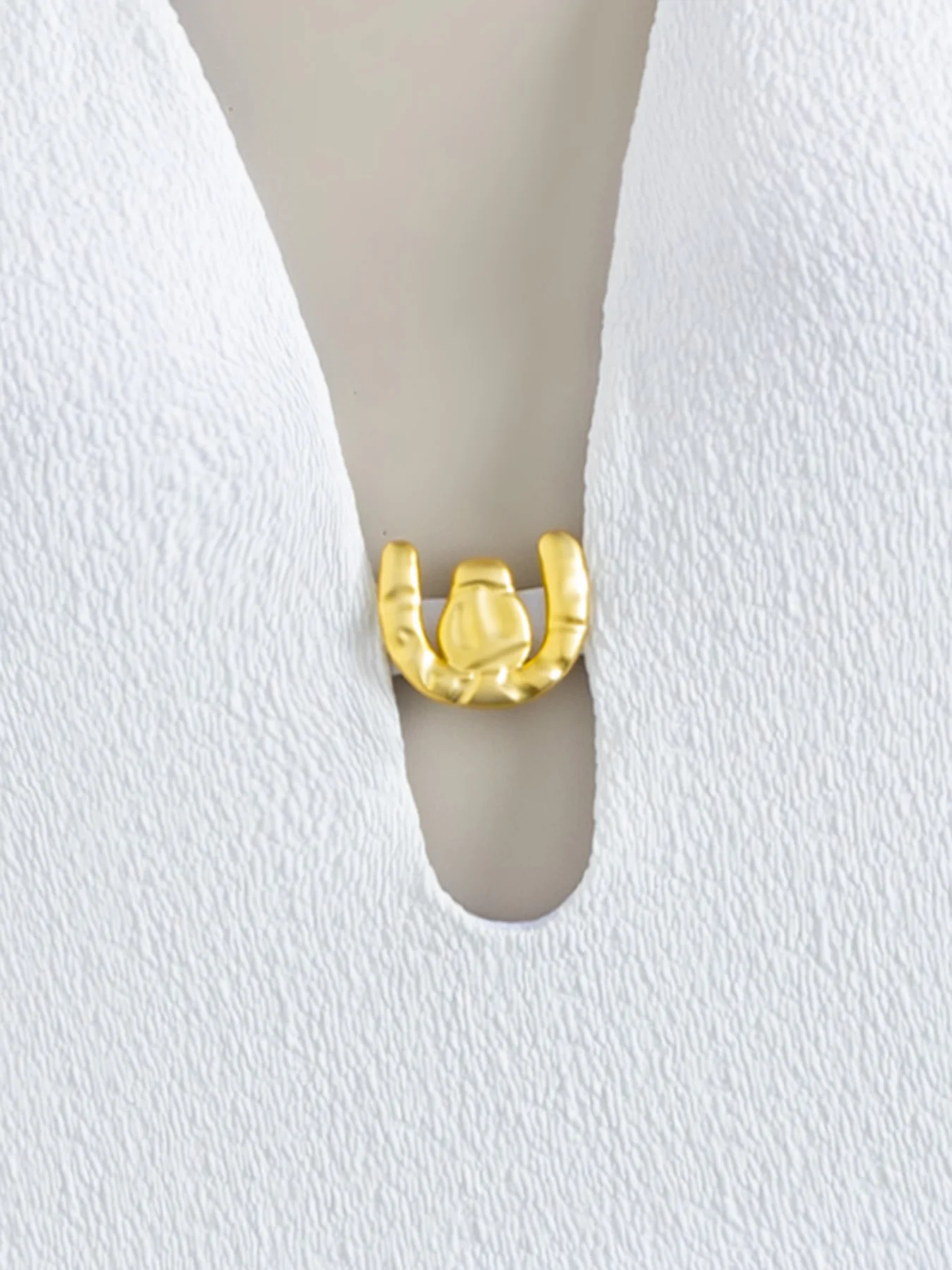 Traje de baño sexy de una pieza blanco con acento dorado, perfecto para ropa de playa de verano, fiestas en la piscina, ocasiones especiales, se destaca este verano