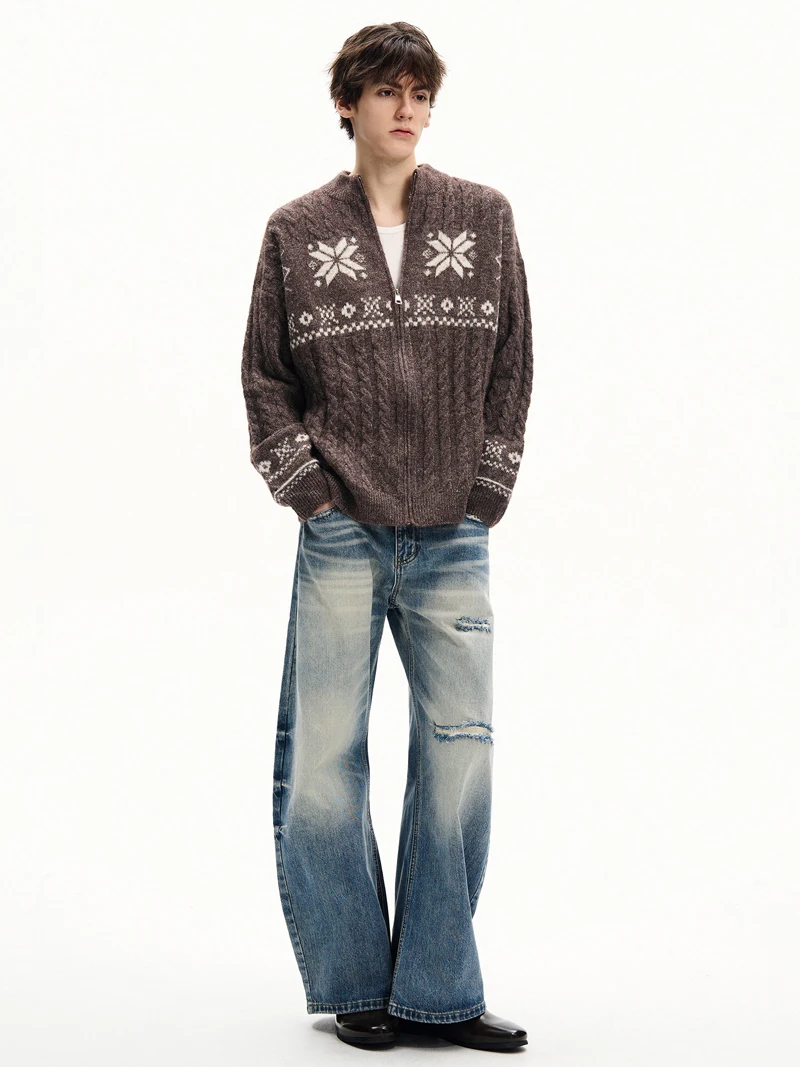 

Мужские пуловеры с меховым воротником в стиле Old Money: классический элегантный дизайн с вышивкой религиозных символов, простой и уместный крой