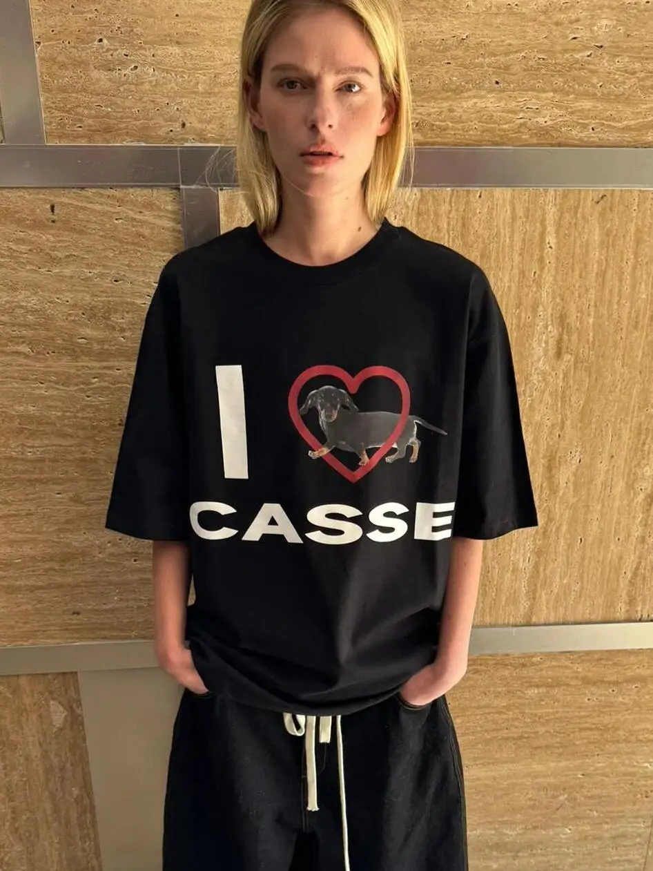 

Удобная хлопковая футболка с коротким рукавом, женская повседневная футболка с принтом в виде сердечек и мультяшным изображением таксы, свободного кроя, летний топ