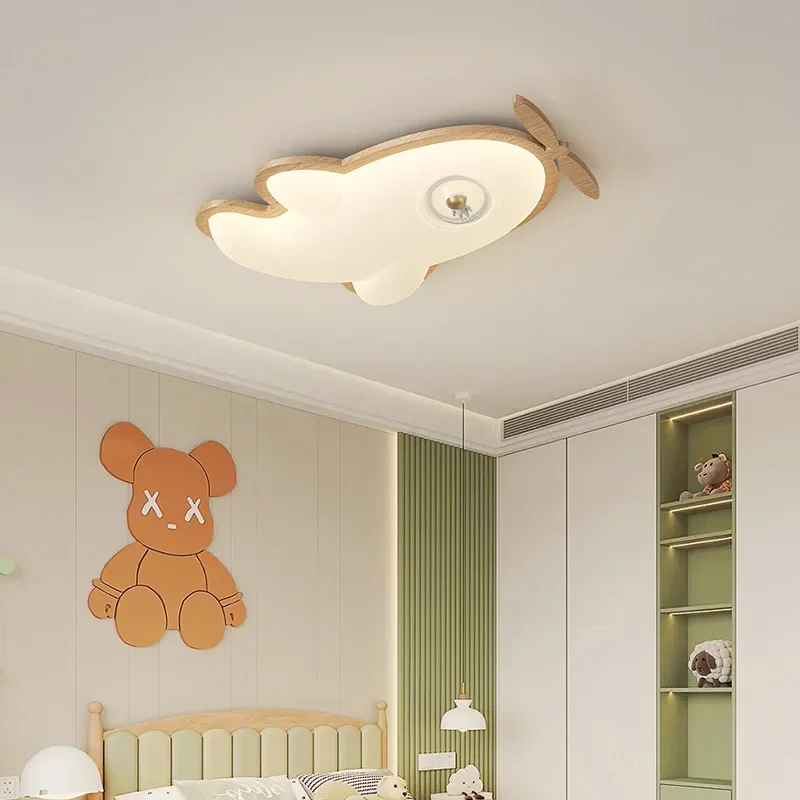Children's room, full spectrum eye protection ceiling light