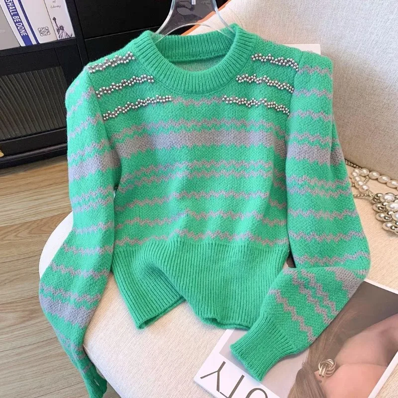 

Winter Fashion New Women's Elegant Design Sense High-end Contrasting Retro Pullover Sweater Round Neck Warm Striped Sweater