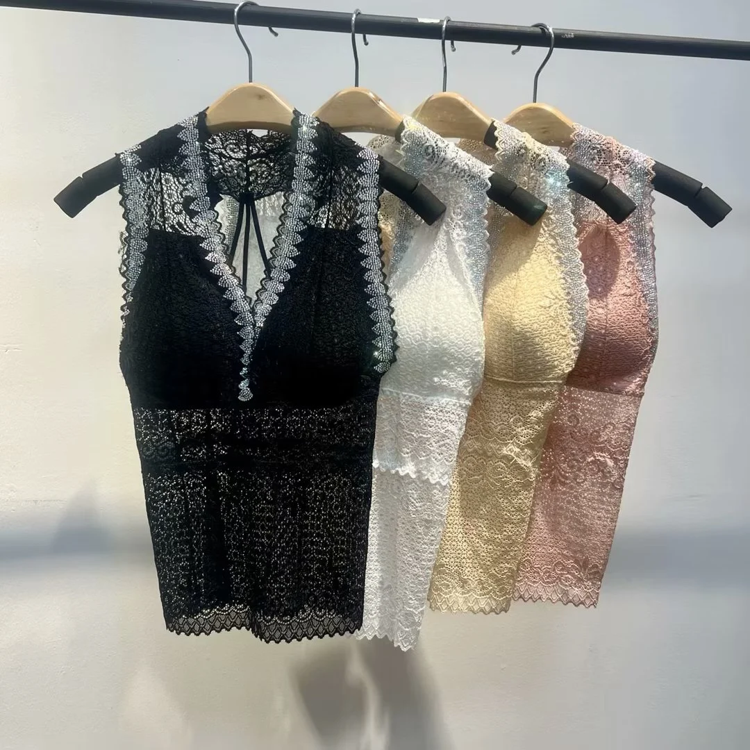 섹시하고 매혹적인 여성용 이너웨어, 아름다운 다이아몬드 장식, 뱅글리스 V넥 이너웨어, 가슴 패드 포함...