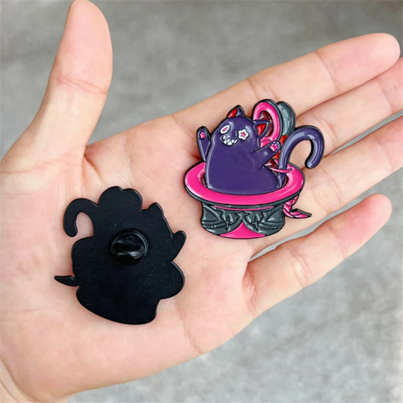 Game Impact Lyney Hat Cap Cat Cosplay Costume Metal Badge Lapel Pin Alloy Backpack Brooch Accessories