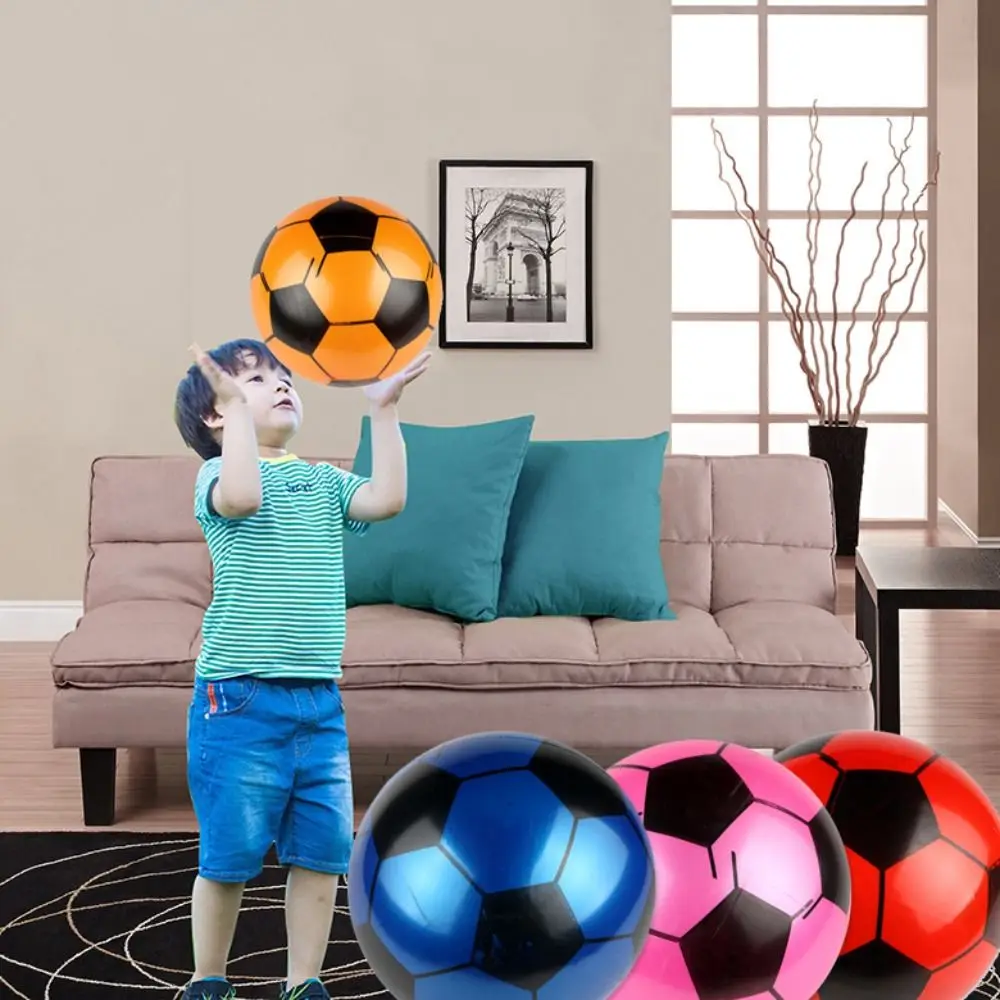 Brinquedos de educação precoce 22cm pvc futebol bolas elásticas inflável cor aleatória inflável futebol macio bouncy praia brinquedos