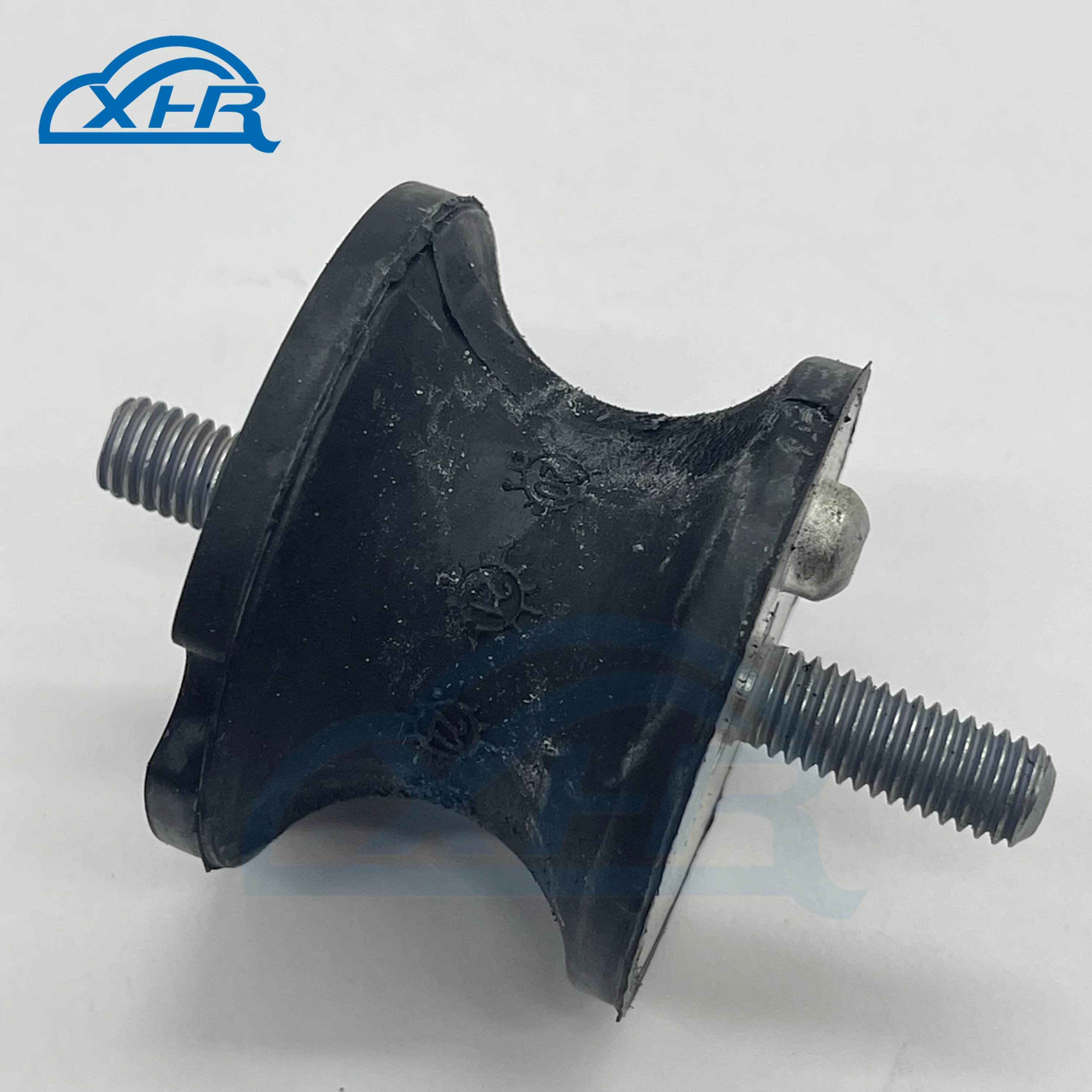 2PCS เกียร์วงเล็บยาง BUSHING สําหรับ BMW 110i 320i 325i 520i 523i X5 X6 X3 E39 E36 E90 F10 OEM: 22316799330