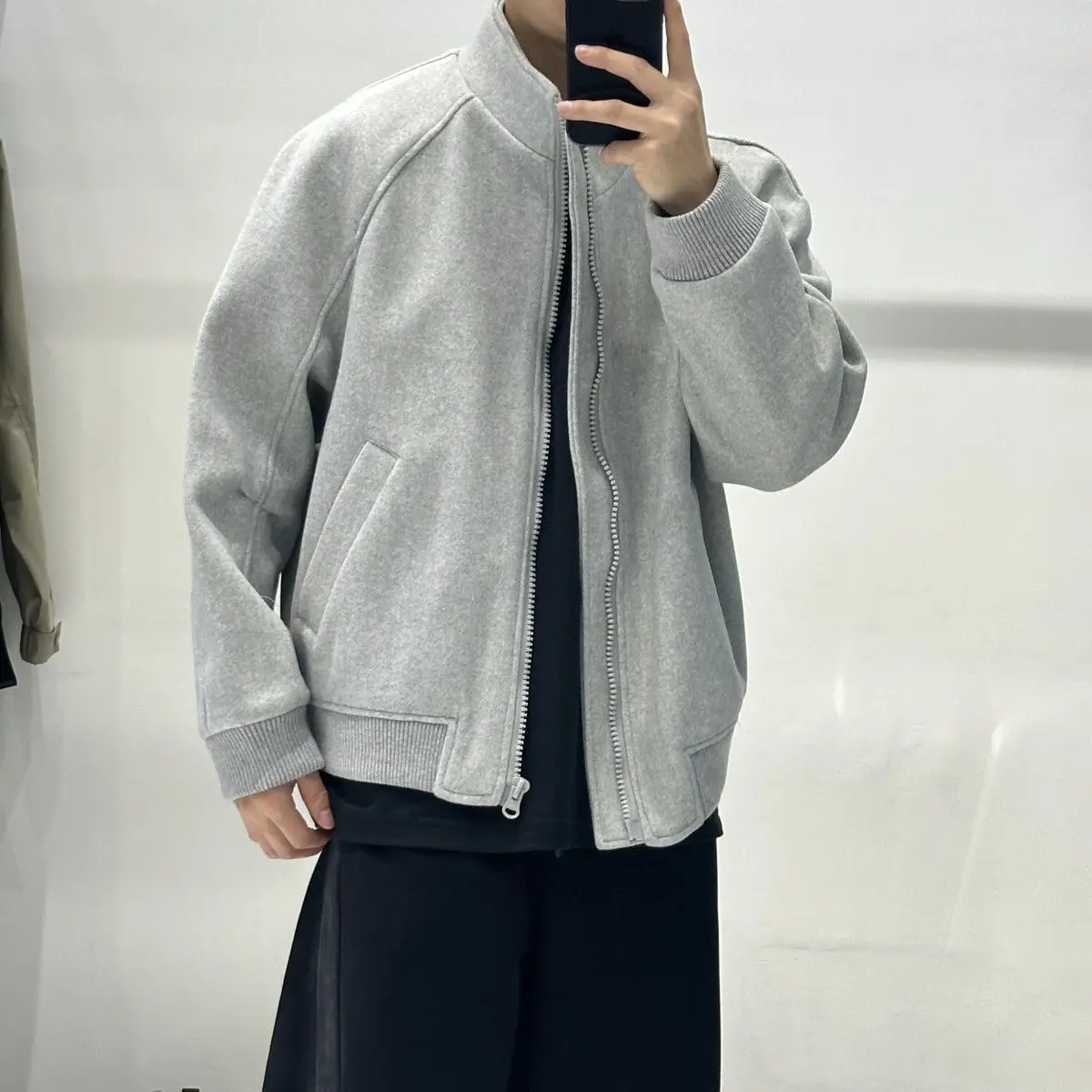 

Мужская куртка из шерстяной смеси, очень большого размера, со светоотражающими элементами для безопасности, для активного отдыха и спорта, практичная и функциональная.