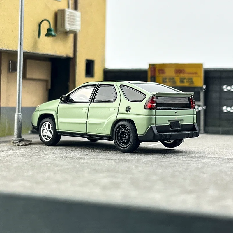 GOC 1:64 Pontiac Aztek Desperado North 한정판 합금 자동차 모델 TV 시리즈 팬을위한 소장품 Railed Motor Cars Toy