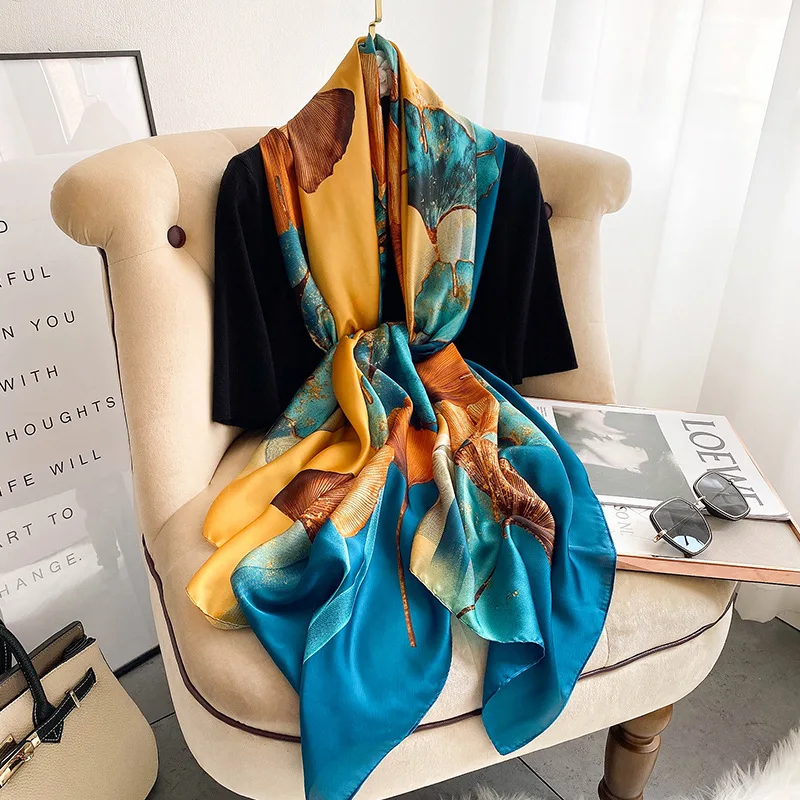 

180X90CM Bandannas Europe And America Long Shawls 2023 Fashion Print Satin Silk Scarves Four Seasons Popular Flower Beach Towel