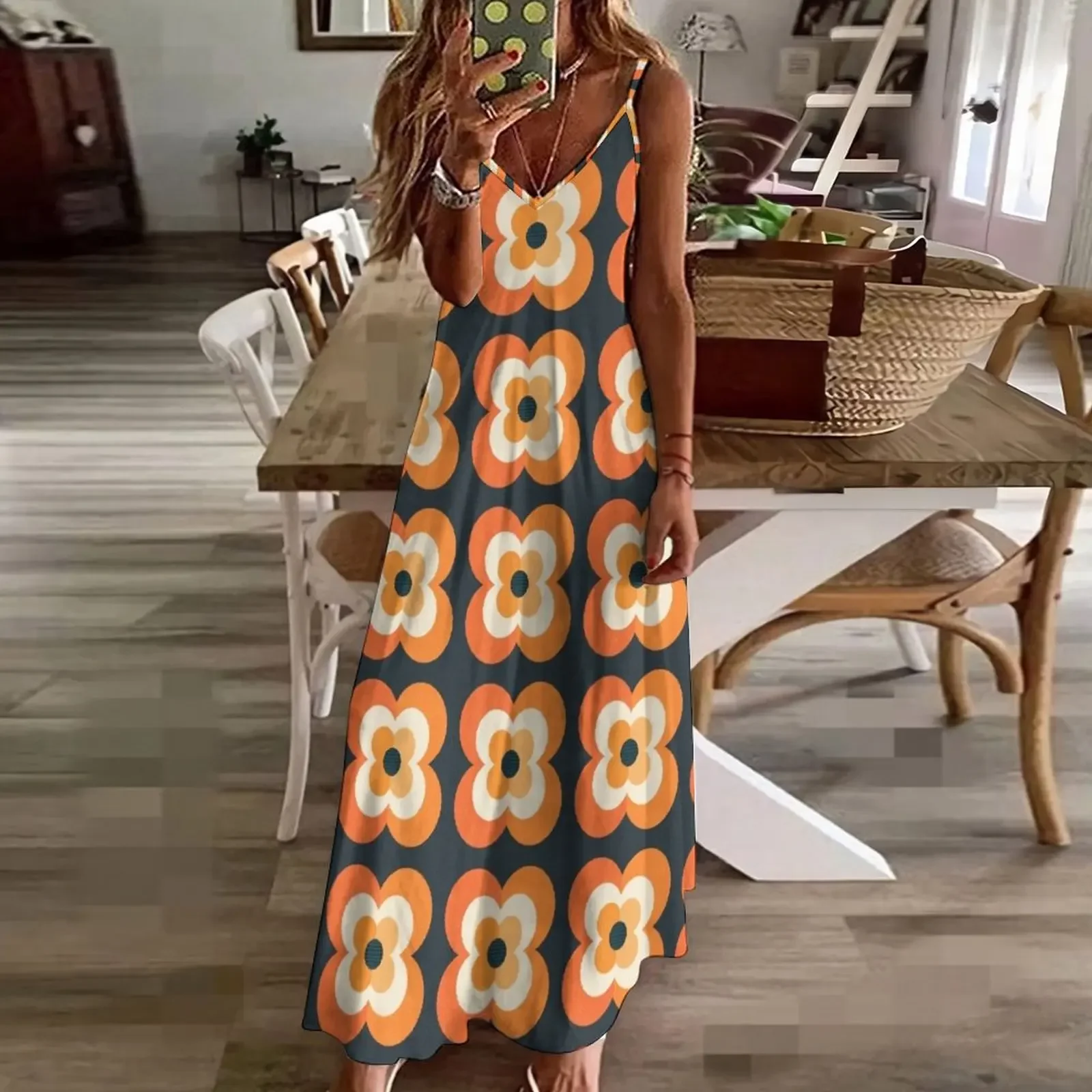 Vestido sem mangas de mulher com flores, laranja e carvão vegetal, roupas retrô