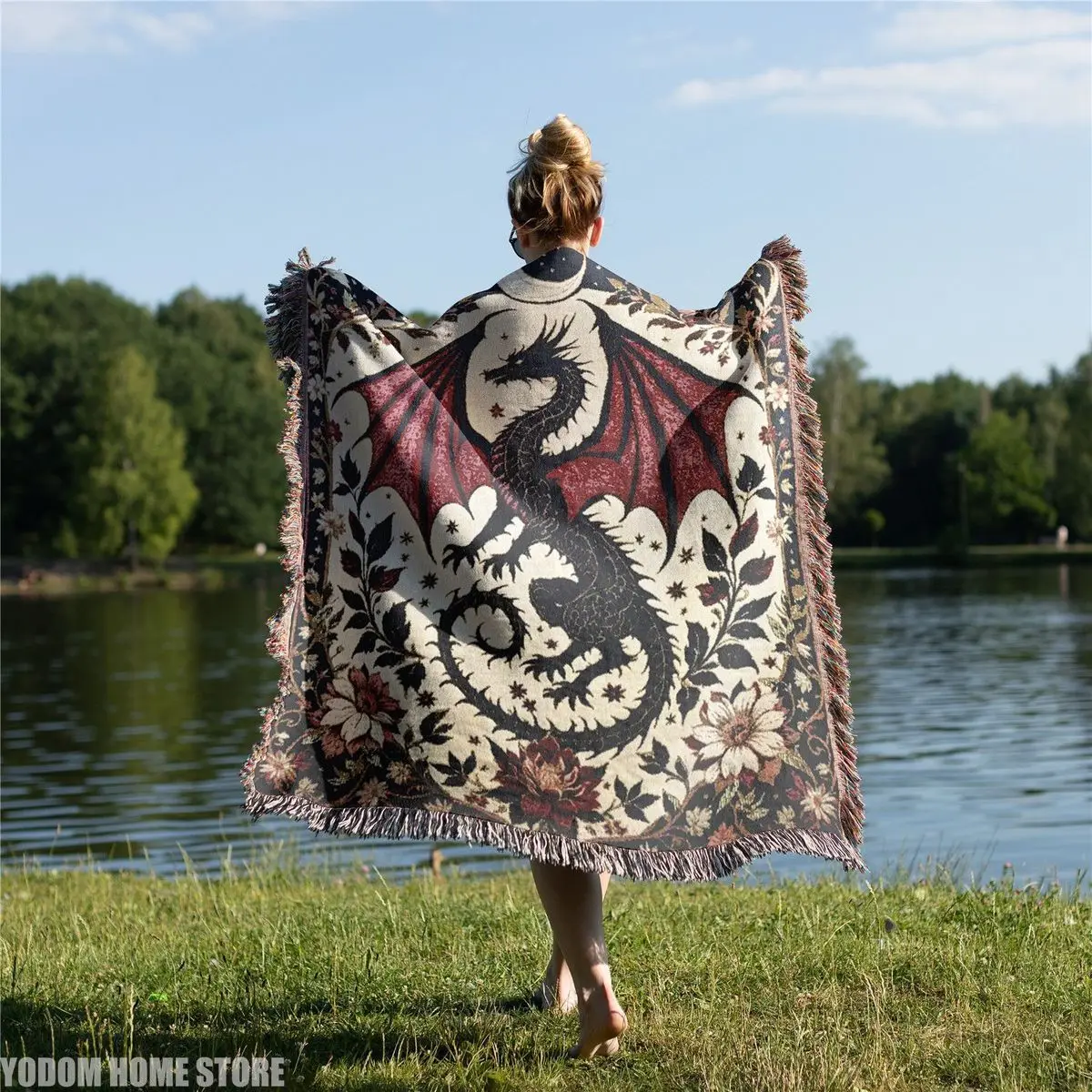 Flannel Cosplay Blanket Retro Europe Style Black Dragon Red Floral 130x160cm Sofa Lunch Break Decorative Tapestry Home Textile
