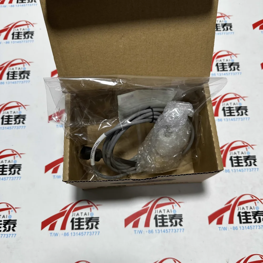 OOPPG000011400 CARRIER Central Air Conditioner 30XAXQ Parts 00PPG000011400 Oil Level Switch