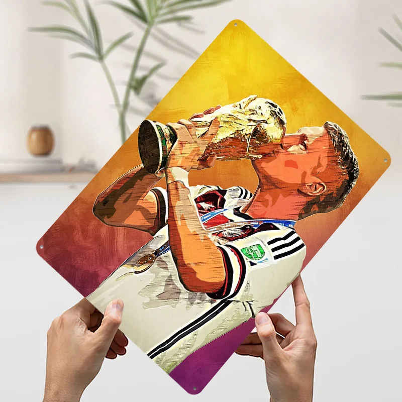 ملصق معدني من Bastian Schweinsteiger علامات معدنية جدار الفن ديكور داخلي عتيق في المنزل علامة قصدير مخصصة للديكور المنزلي