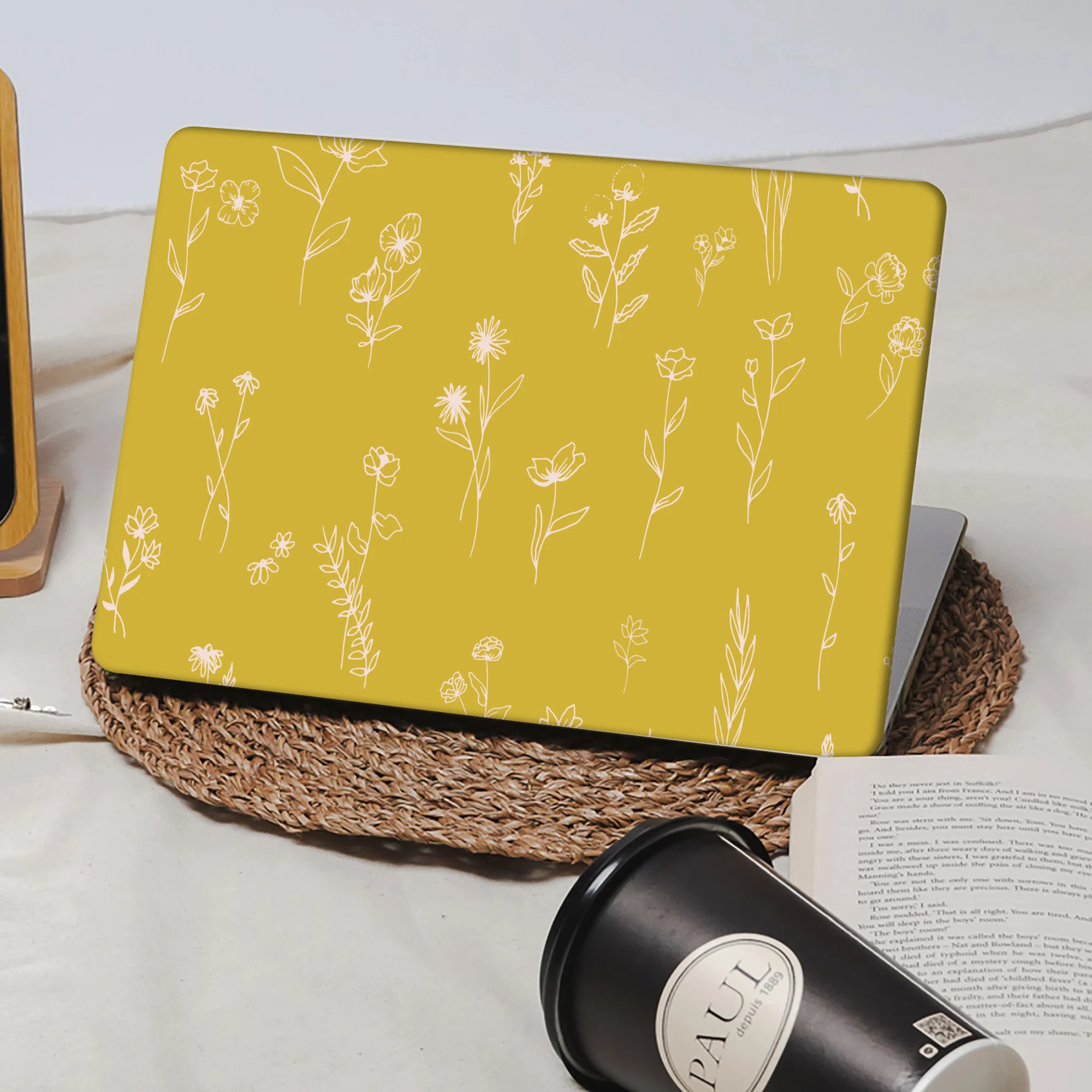 Luxury Plant MacBook Case, Yellow Laptop Case for MacBook Air 13 Macbook Pro 13 16 14 A2442 15 A1990 With Cutting Out Logo