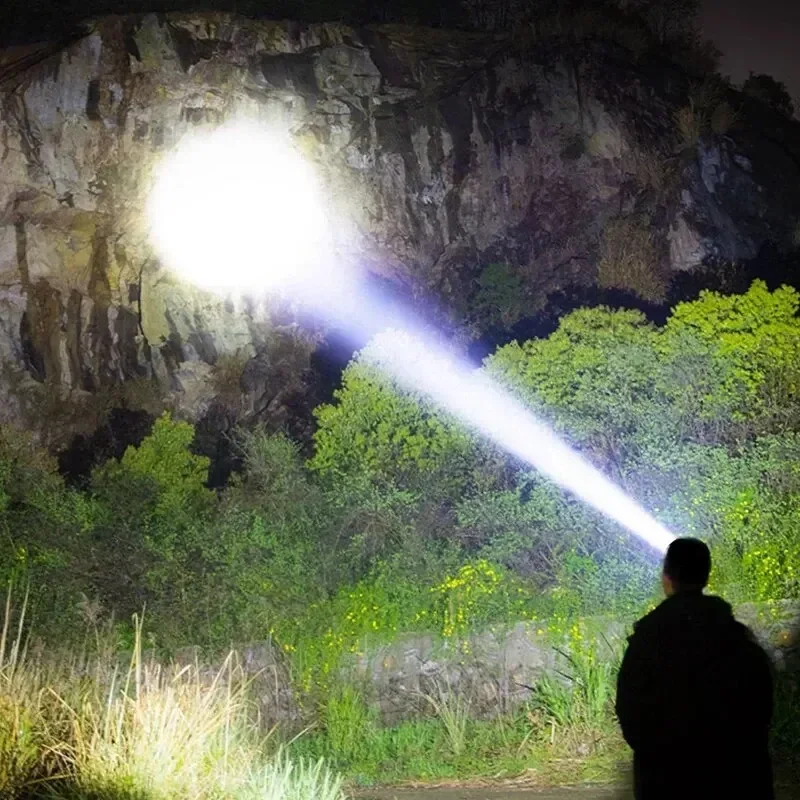 Faróis ao ar livre com bateria de longa duração e luz forte LED Lanterna magnética montada na cabeça de carregamento para pesca noturna