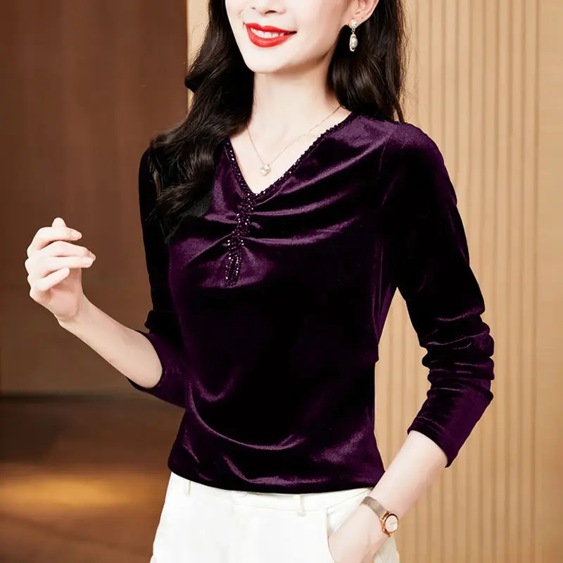 Vintage Elegant V-Neck Velvet Shirt Spring Autumn Stylish Beading Tassel Casual Folds Female Clothing Commute Basic Slim Blouse