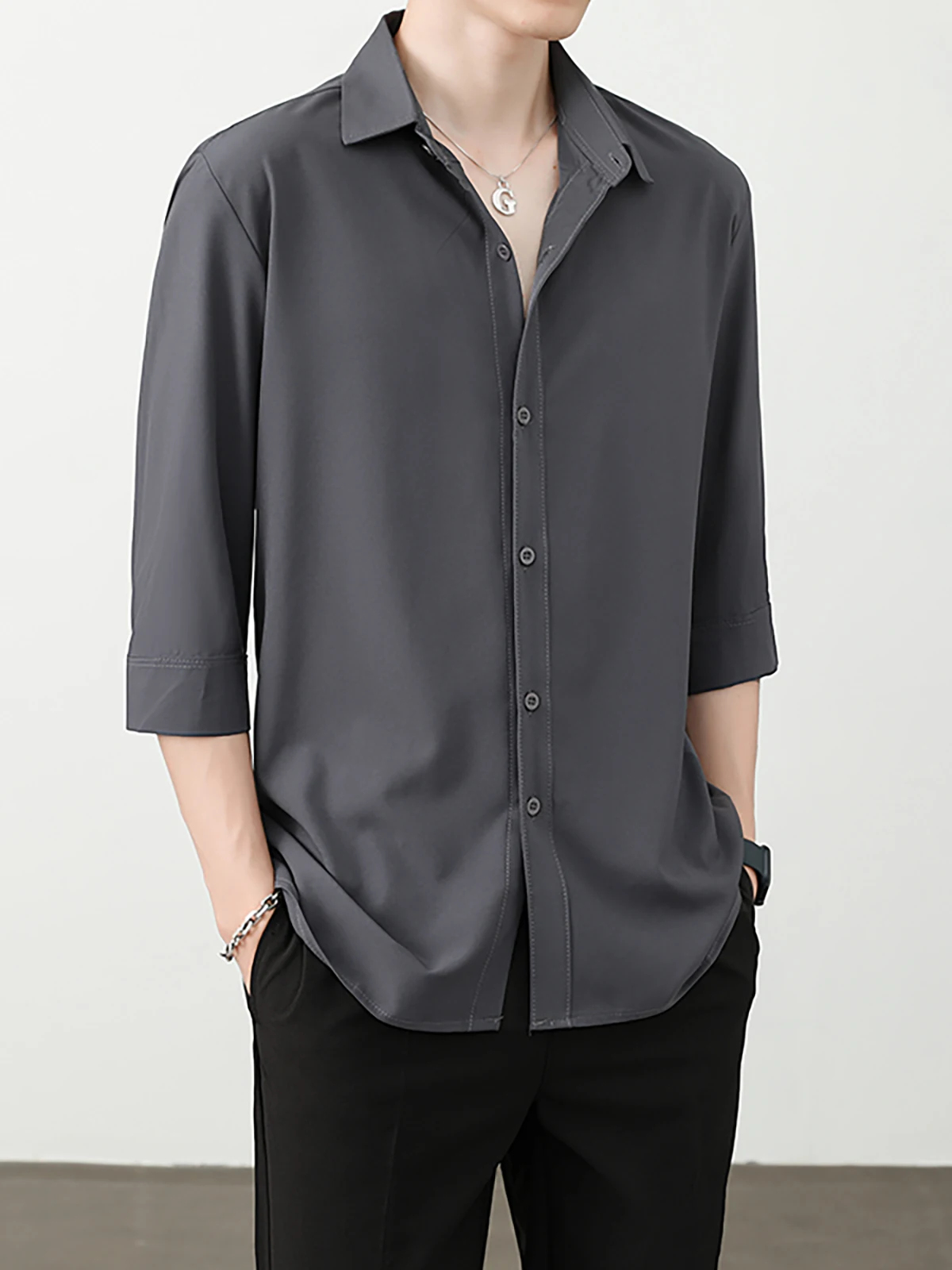 Ice Silk Short Sleeve Shirt Men's New 2025 Spring Summer No Ironing Anti-Wrinkle Casual Inner Wear Draped Seven Sleeve Shirt