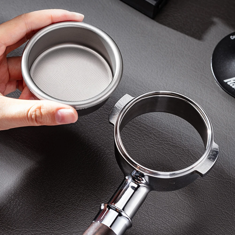 

Титановая чаша для кофе с ручкой для кофе - 58 мм, 18 г, прецизионная чаша для кофе с двойной отверстием для экстракции эспрессо, аксессуары для кофе