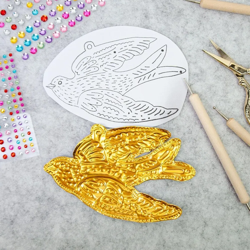 (A26M) 10PCS Embossed Aluminum Foil Sheet Heavy Duty, 20x30cm Gold Silver Tin Foil Sheets Relief, for Christmas Art, for Arts B