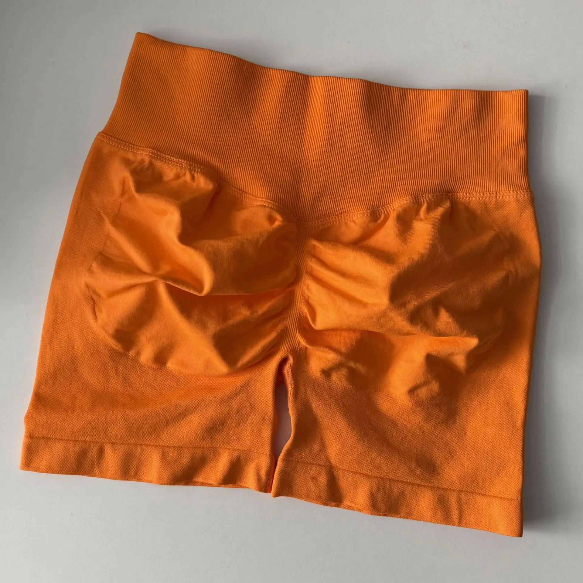 Pantalones cortos de Yoga para mujer, pantalones cortos deportivos oscuros elásticos de cintura alta, disponible en varios colores, ropa elegante de entrenamiento de verano