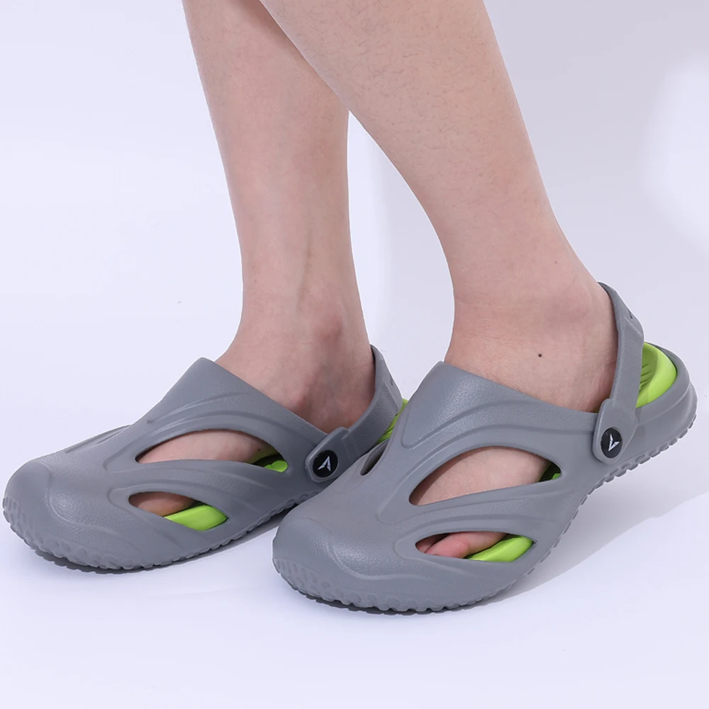 

Pallene New Fashion Men Clogs Slippers Summer Platform Sandals Outdoor Beach Shoes Unisex Non-slip Breathable Light Garden Shoes