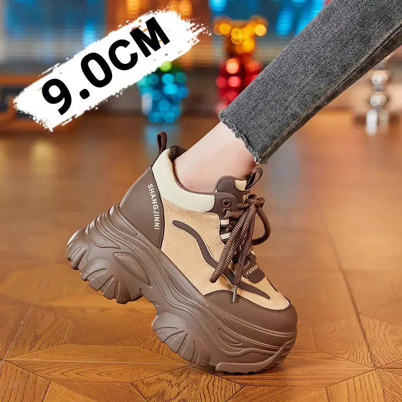 Vintage Casual Women's Shoes New Arrival Winter 2024 Petite Thick Bottom Shoes Insole Height Increase Flat Rubber Upper