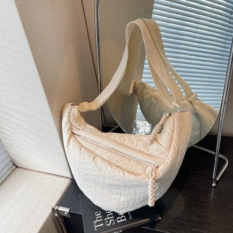 

Luxury Women's Handbag Crossbody Bag Elegant Designer Diaper Bag Stylish Leather Tote For Commuter